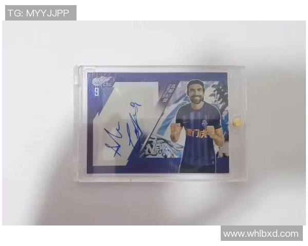 球星卡足球端盒的市场价格分析及购买推荐